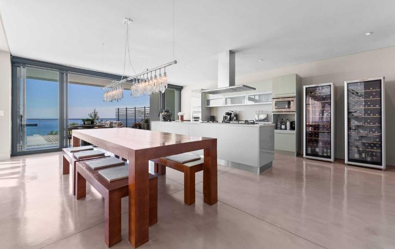 3 Bedroom Property for Sale in Camps Bay Western Cape